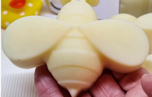 Load image into Gallery viewer, 'Bee happy' solid moisturising bar - lemon, lime, grapefruit and sweet orange