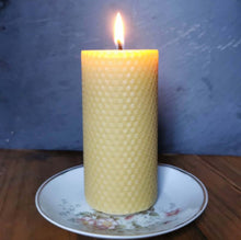 Load image into Gallery viewer, Lit handrolled beeswax candle