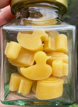 Load image into Gallery viewer, Pure Yorkshire beeswax melts - jar of 20 mini ducks