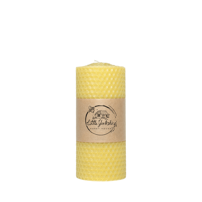 Hand-rolled beeswax pillar candle (medium)