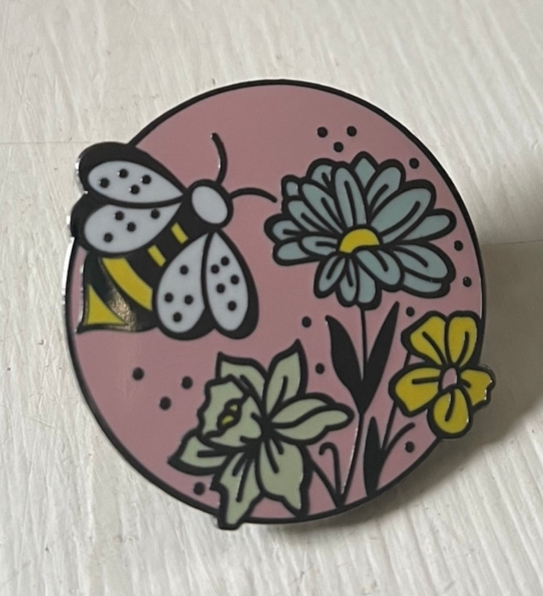 Bee and wildflower hard enamel pin badge - green or pink